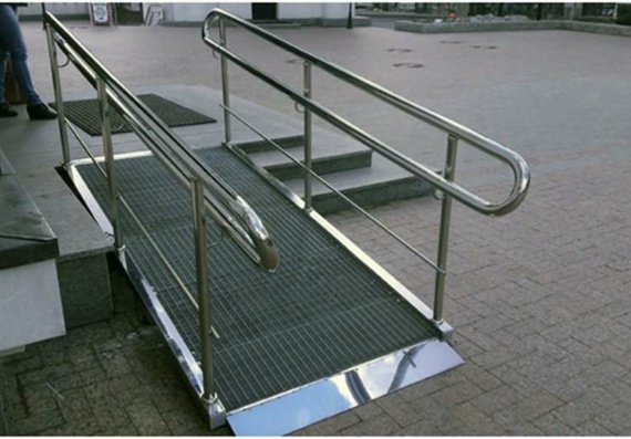 Ramp - structure for access to the building